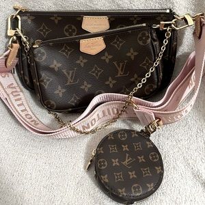 Louis Vuitton Multi Pochette Accessoires